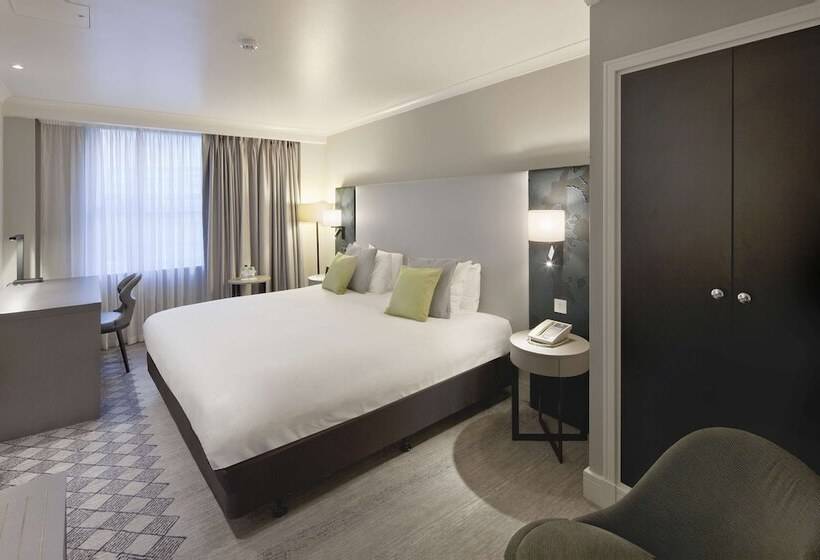 Номер Deluxe, Doubletree By Hilton London Kensington