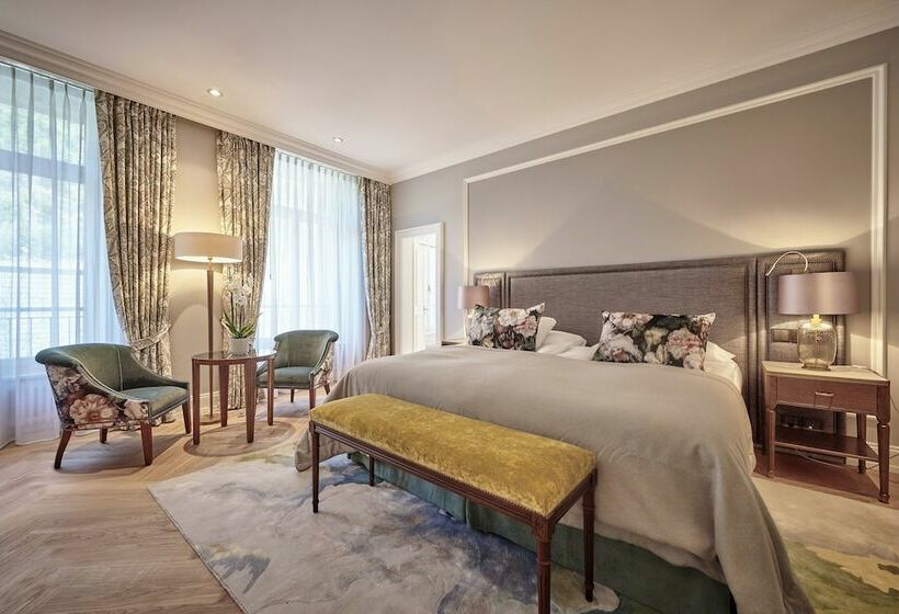 Номер Superior, Victoria Jungfrau Grand Hotel & Spa