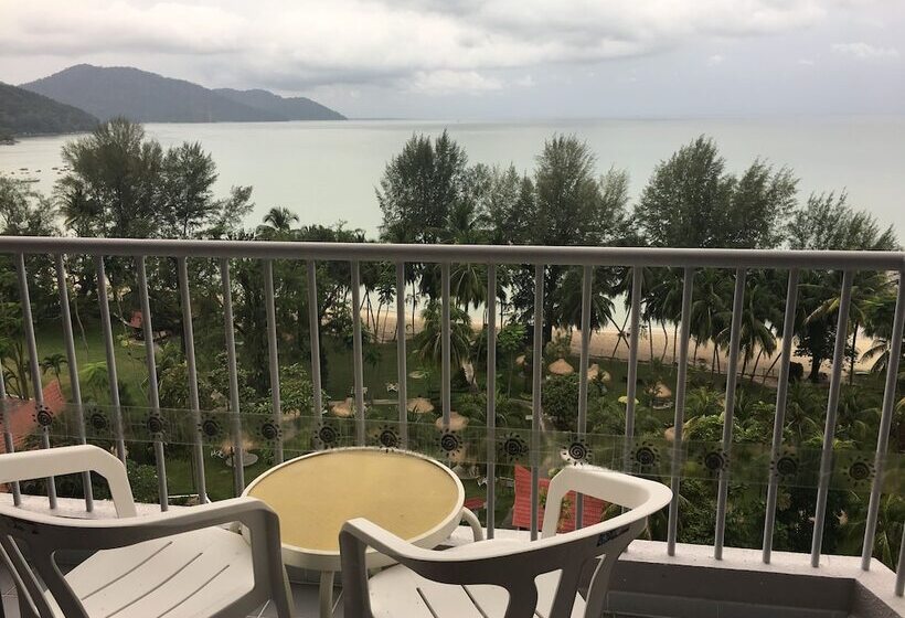 Номер Deluxe Вид на Море, Bayview Beach Resort