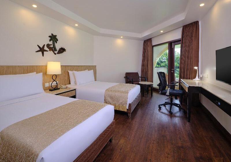 اتاق استاندارد با چشم‌انداز استخر, Holiday Inn Resort Goa, An Ihg