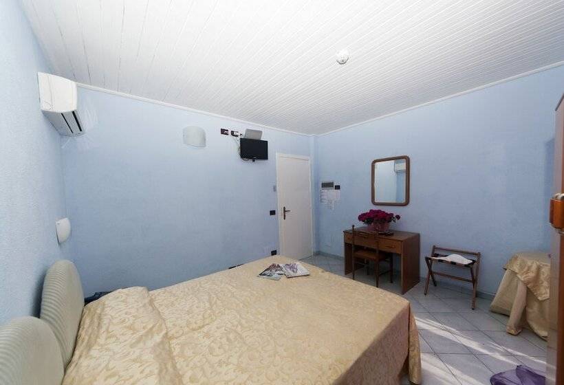 Quarto Economy, Villa Franca