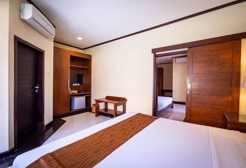Номер Deluxe Вид на Сад, Yulia Beach Inn Kuta