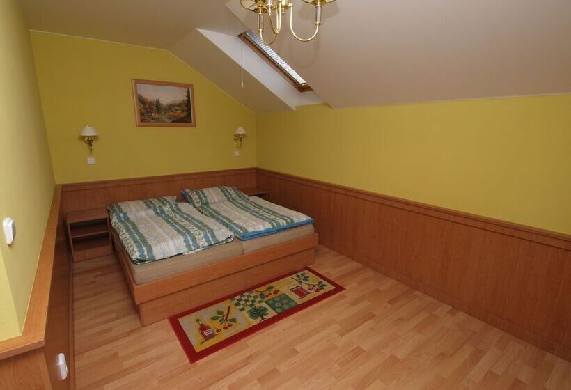 Номер Deluxe, Holiday Hotel Macocha