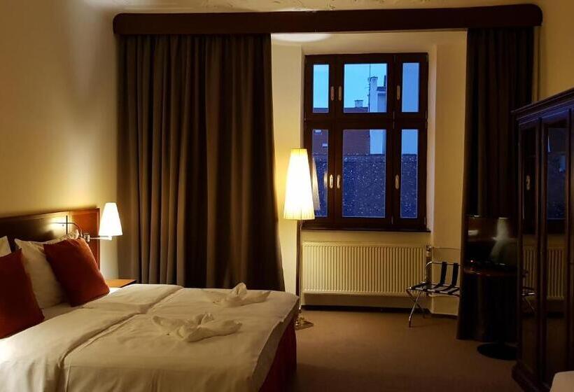 舒适三人间, B&b Hotel Praha