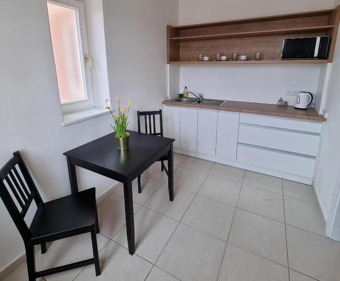 四人标准间, B&b Hotel Praha