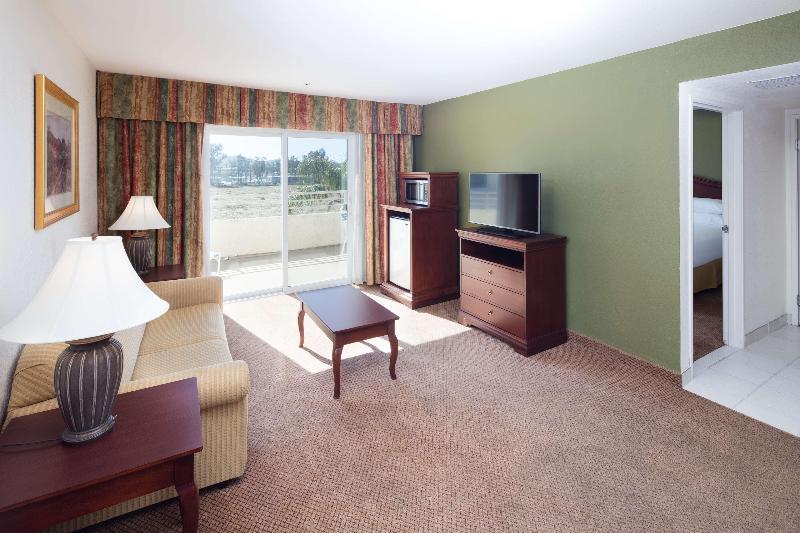 エクゼクティブスイート, Studio 6 Suites Perris, Ca