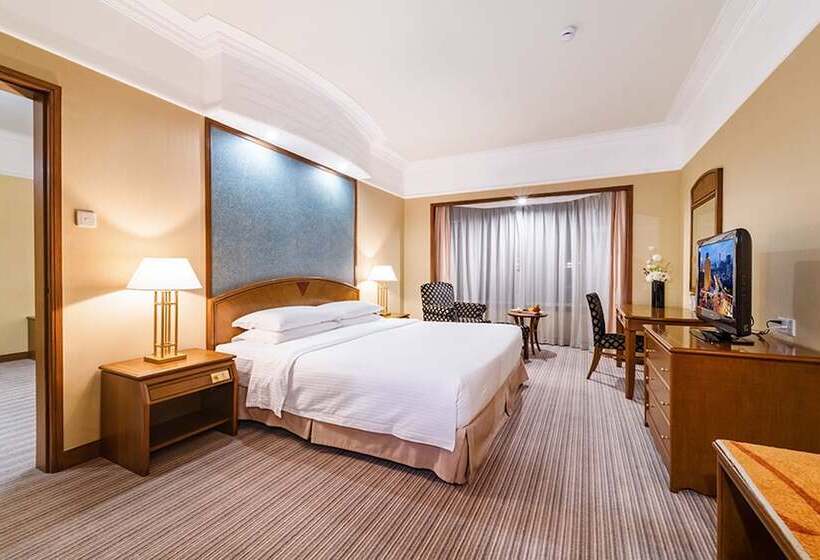 Люкс Премиум, Millennium Harbourview Hotel Xiamen Near Metro Station & Zhongshan Road