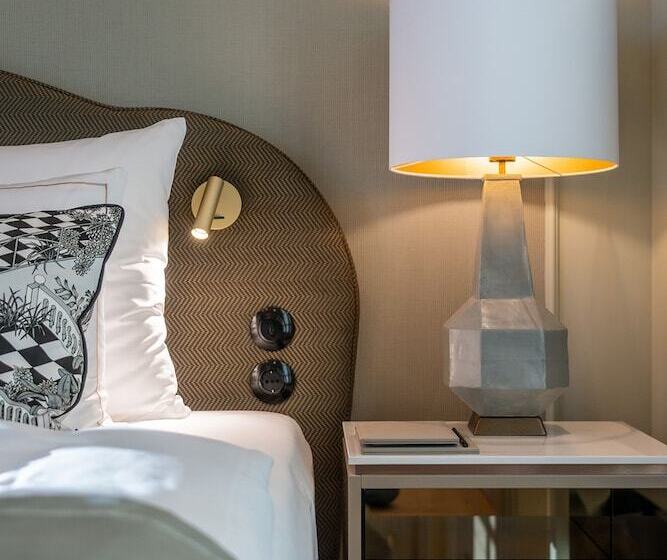 Номер Стандарт, Taschenbergpalais Kempinski