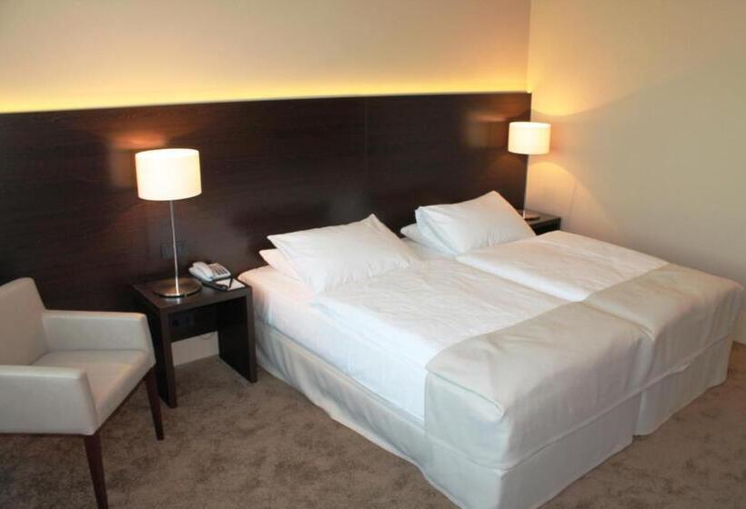 Номер Superior, Relexa Hotel Airport Düsseldorf/ratingen