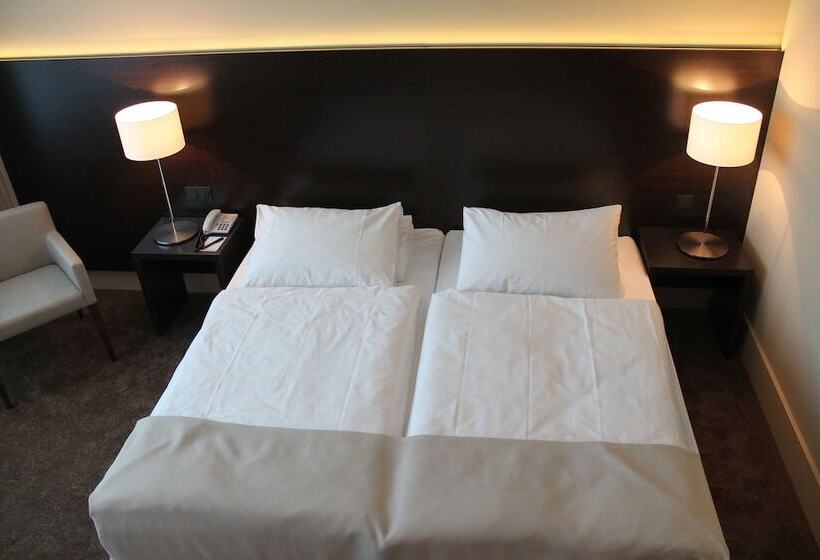 Номер Superior, Relexa Hotel Airport Düsseldorf/ratingen