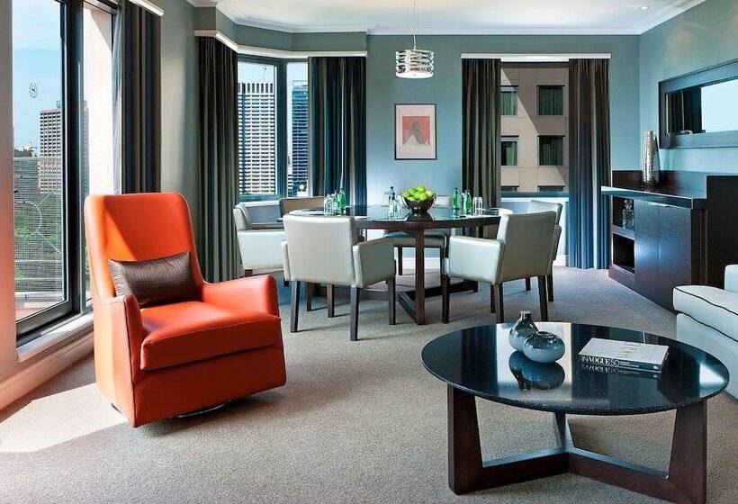 디럭스 스위트, Sheraton Grand Sydney Hyde Park