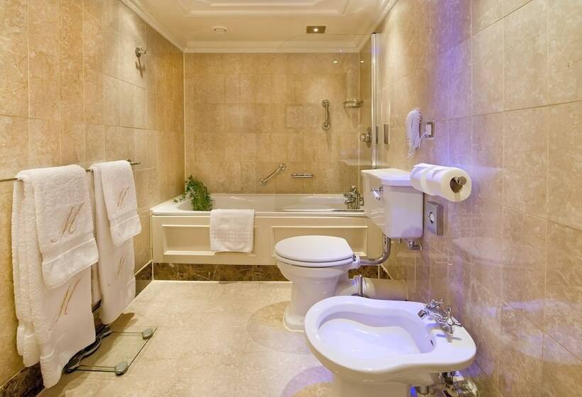 Номер Deluxe Кровать Кинг, Milestone Hotel Kensington