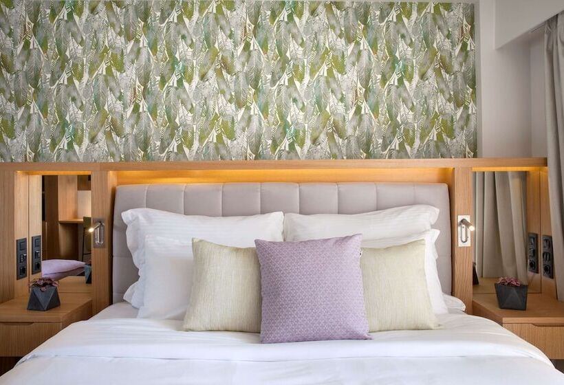 Номер Deluxe Вид на Горы, Dolce By Wyndham Athens Attica Riviera