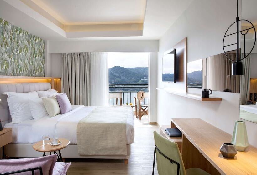 Номер Deluxe Вид на Море, Dolce By Wyndham Athens Attica Riviera