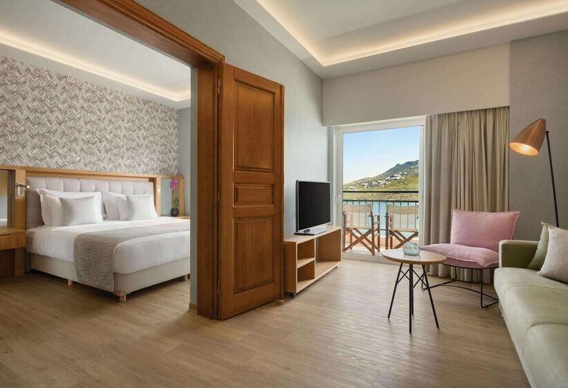 Люкс Executive Вид на Море, Dolce By Wyndham Athens Attica Riviera