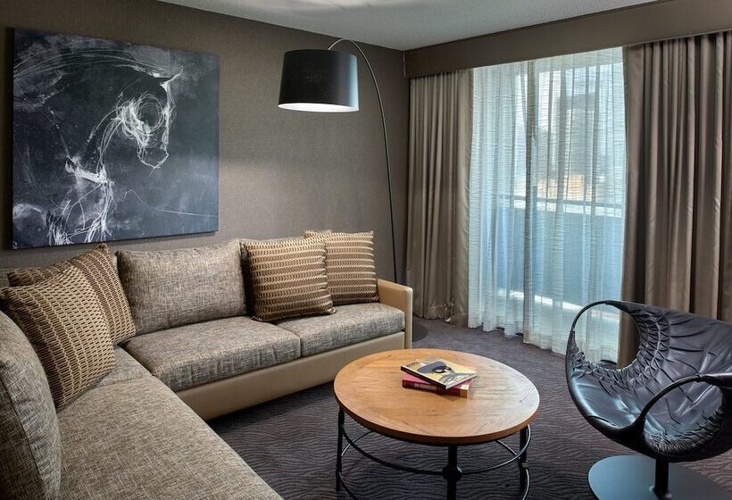 스위트, Revere Hotel Boston Common