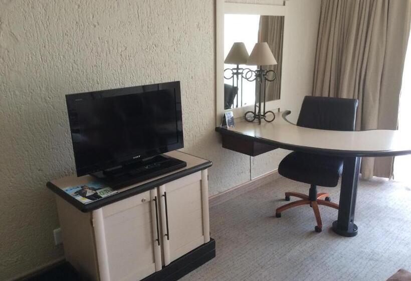 اتاق استاندارد برای معلولان, Windhoek Country Club Resort