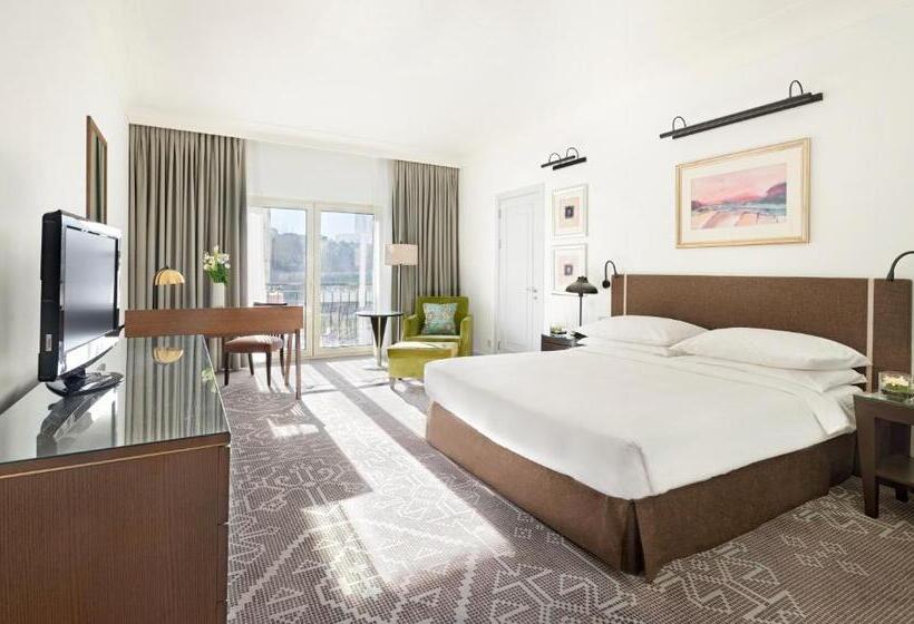 سوئیت با تخت بزرگ, Hyatt Regency Baku
