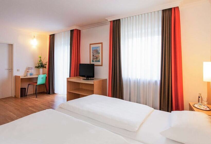 Номер Superior, Ibis Saarbrücken City