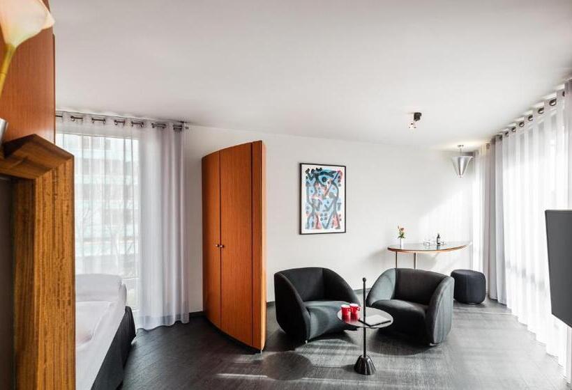 Полулюкс, Penck Hotel Dresden