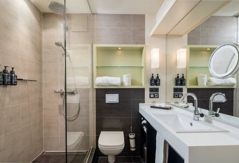 Номер Премиум Вид на Город, Indigo   Dusseldorf   Victoriaplatz, An Ihg