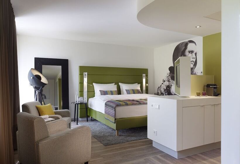Номер Премиум Вид на Город, Indigo   Dusseldorf   Victoriaplatz, An Ihg