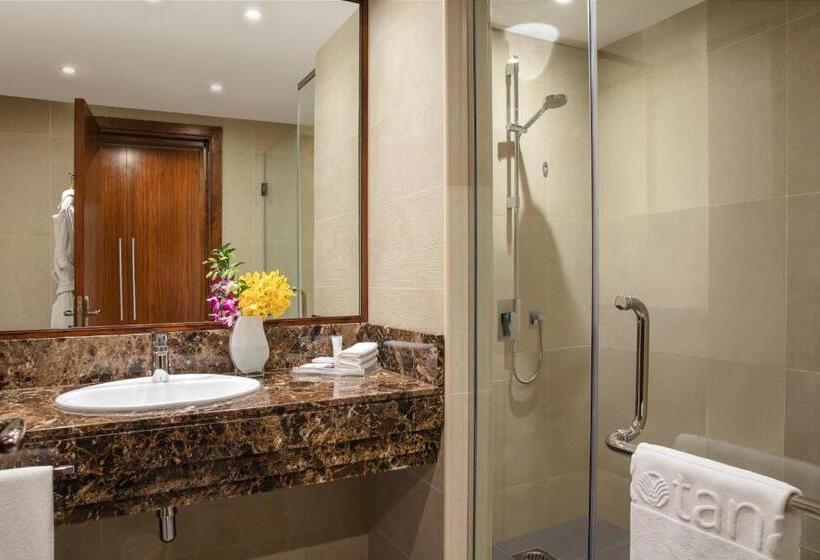 标准工作室带阳台, Jumeira Rotana – Dubai
