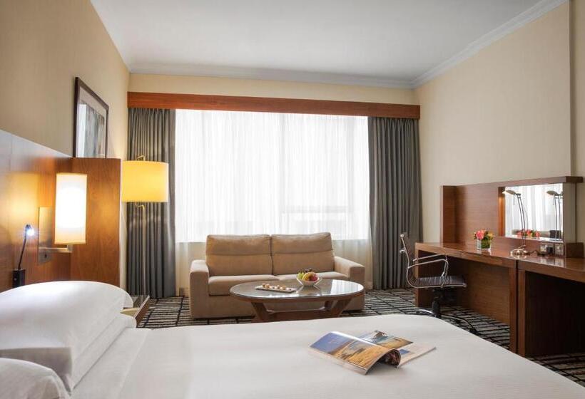 带阳台套房, Jumeira Rotana – Dubai