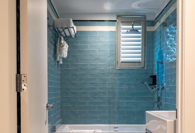 带大床的复式套间, Nassau Suite South Beach, An All Suite
