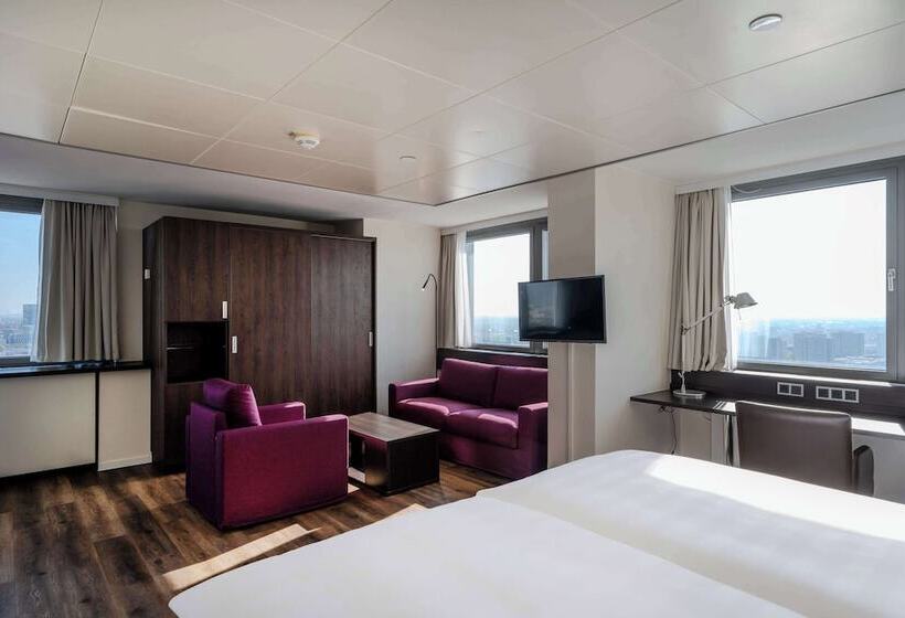 سوییت جونیور, Park Inn By Radisson Berlin Alexanderplatz