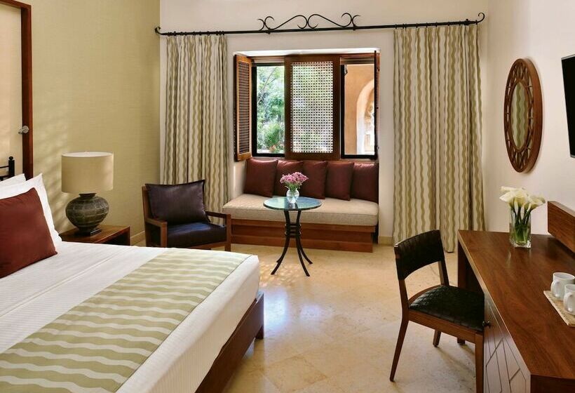 اتاق لوکس, Mövenpick Resort & Spa Dead Sea