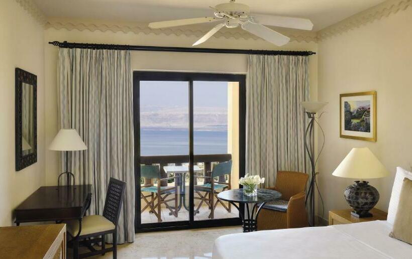 Classic Room Double Bed Sea View, Mövenpick Resort & Spa Dead Sea