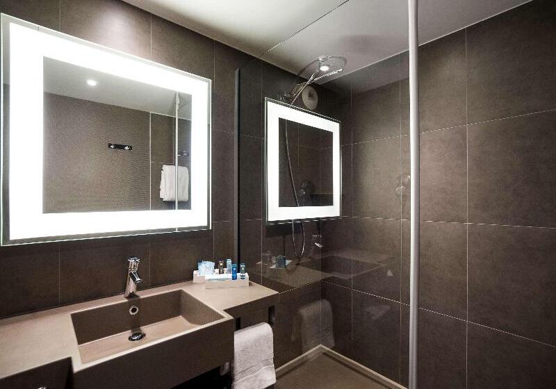 Номер Superior, Novotel Paris Charles De Gaulle Airport