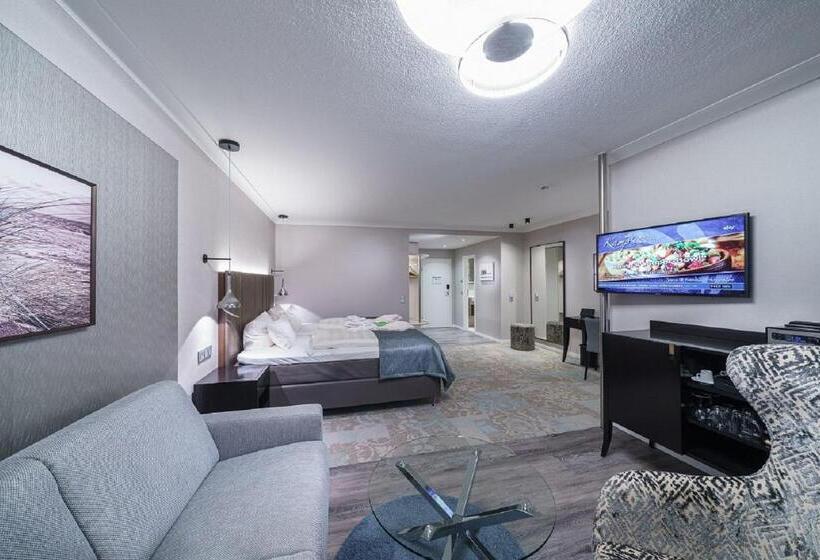 Номер Стандарт Вид на Море с Балконом, Strandhotel Duhnen