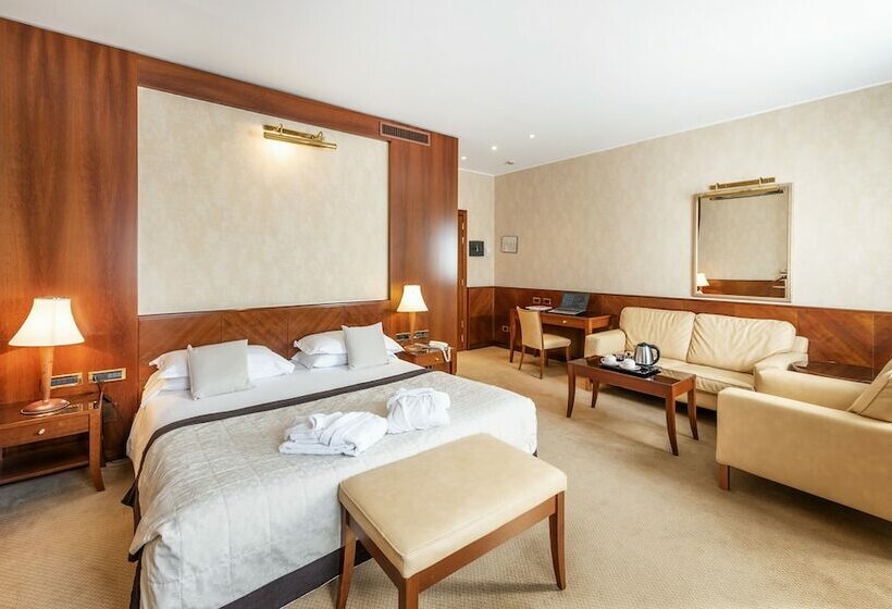 سوییت جونیور, Ascot