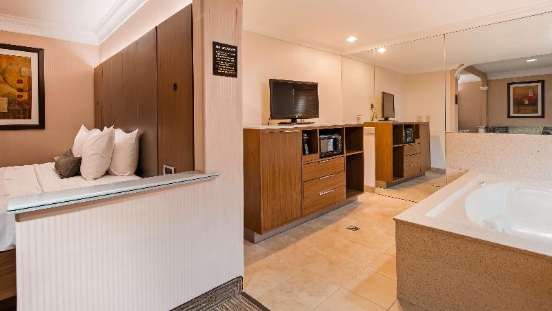 Стандартный Номер Кровать Кинг, Best Western Plus Suites Hotel   Los Angeles Lax Airport