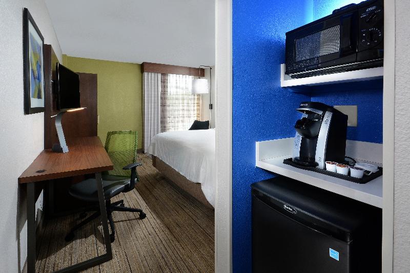 带大床的标准间, Holiday Inn Express Danville, An Ihg