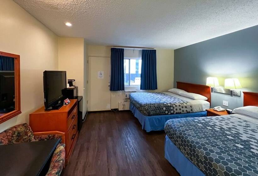 ２ダブルベッドのスタンダードルーム, Econo Lodge Motel Village