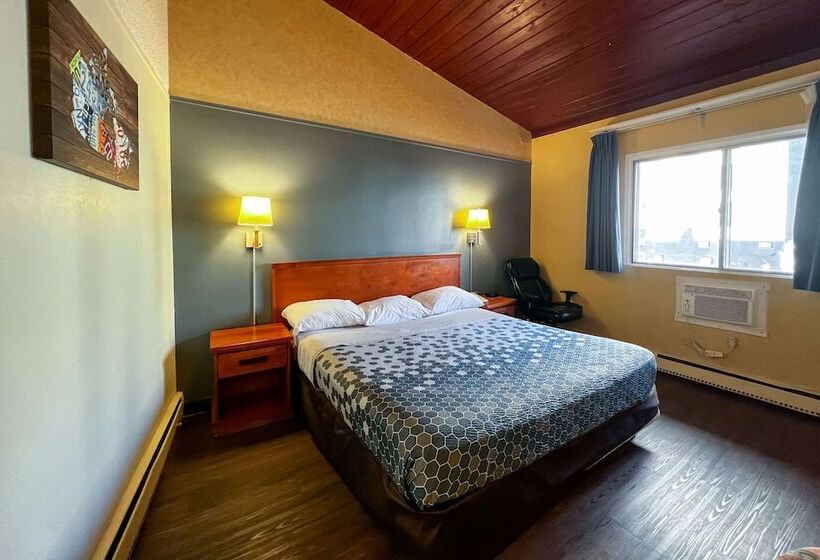 ダブルベッドスタンダードルーム, Econo Lodge Motel Village