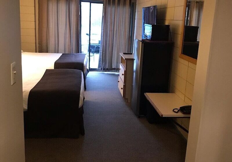 豪华房间, Airport Inn