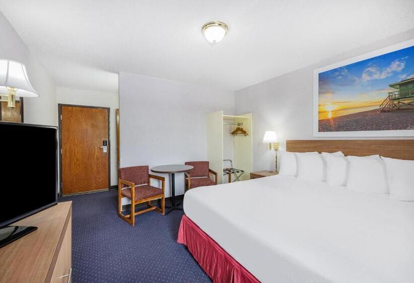 Стандартный Номер Кровать Кинг, Days Inn By Wyndham Monticello