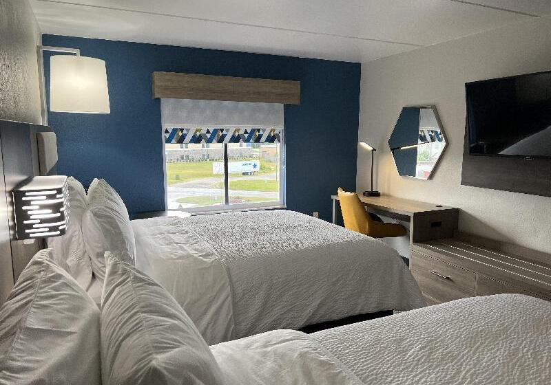 Номер Стандарт Кровать Квин Адаптированный для Инвалидов, Holiday Inn Express Rocky Mount Sports Center By Ihg
