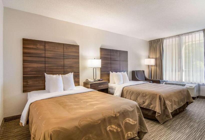 스탠다드 룸 더블 침대 2개, Quality Inn Suwanee I85