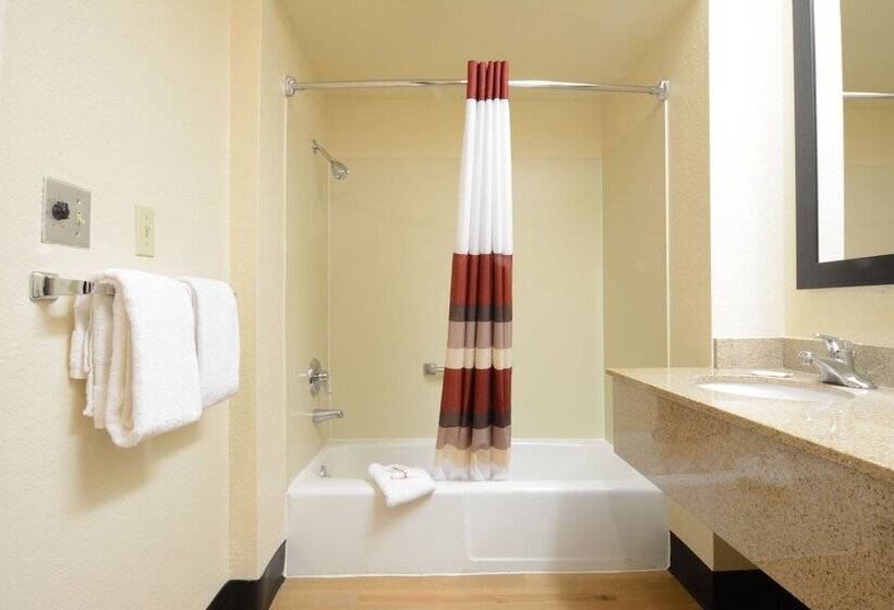 Номер Deluxe, Red Roof Inn San Dimas  Fairplex