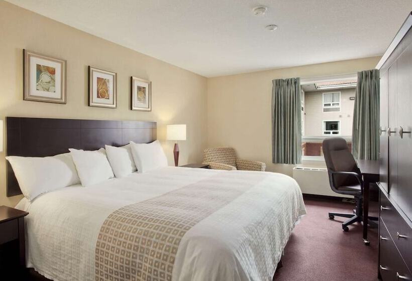 Номер Deluxe, Travelodge Hotel By Wyndham Sudbury