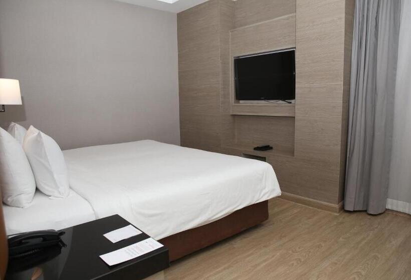 اتاق لوکس, Ramada By Wyndham Bangkok Sukhumvit 11