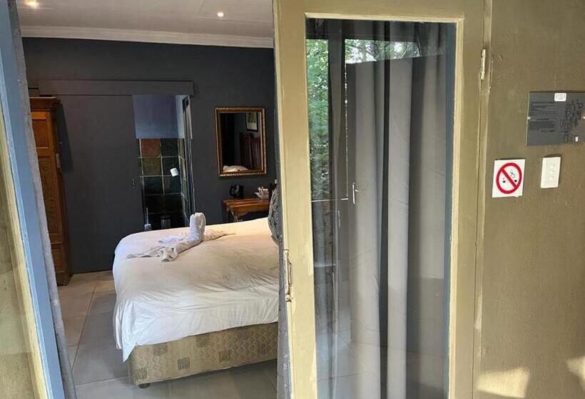 Family Suite, Shangri La Country Hotel & Spa