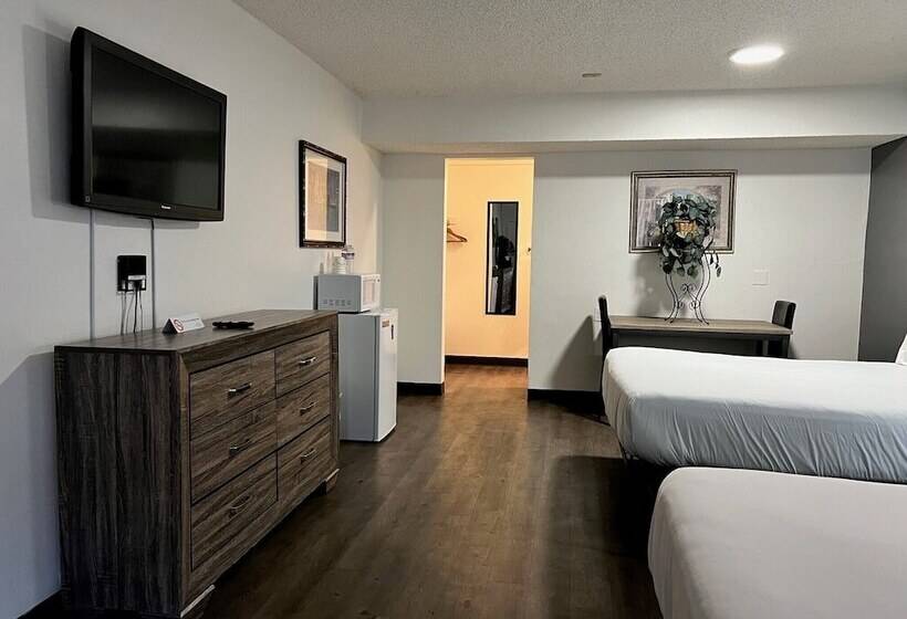 标准间, Siegel Slots And Suites