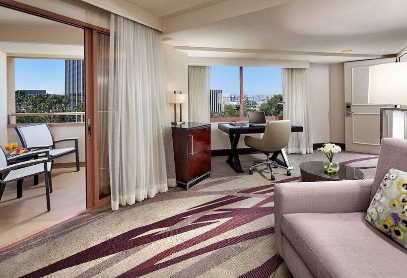 Номер Стандарт Двуспальная Кровать, Hilton Long Beach