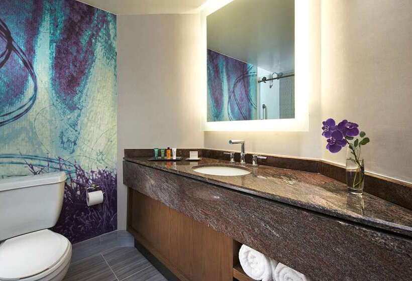 Стандартный Номер Кровать Кинг, Hilton Long Beach